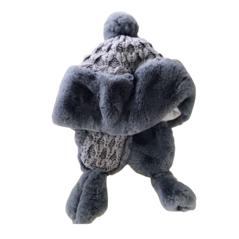 Faux Fur Gray Trim Knitted Pom Pom OS
